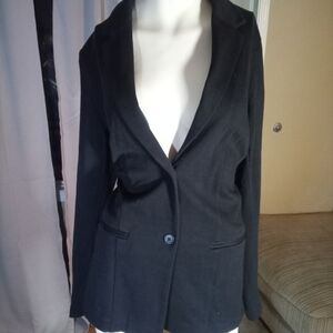 Denver Hayes Black Tailored Blazer for a Professional Look